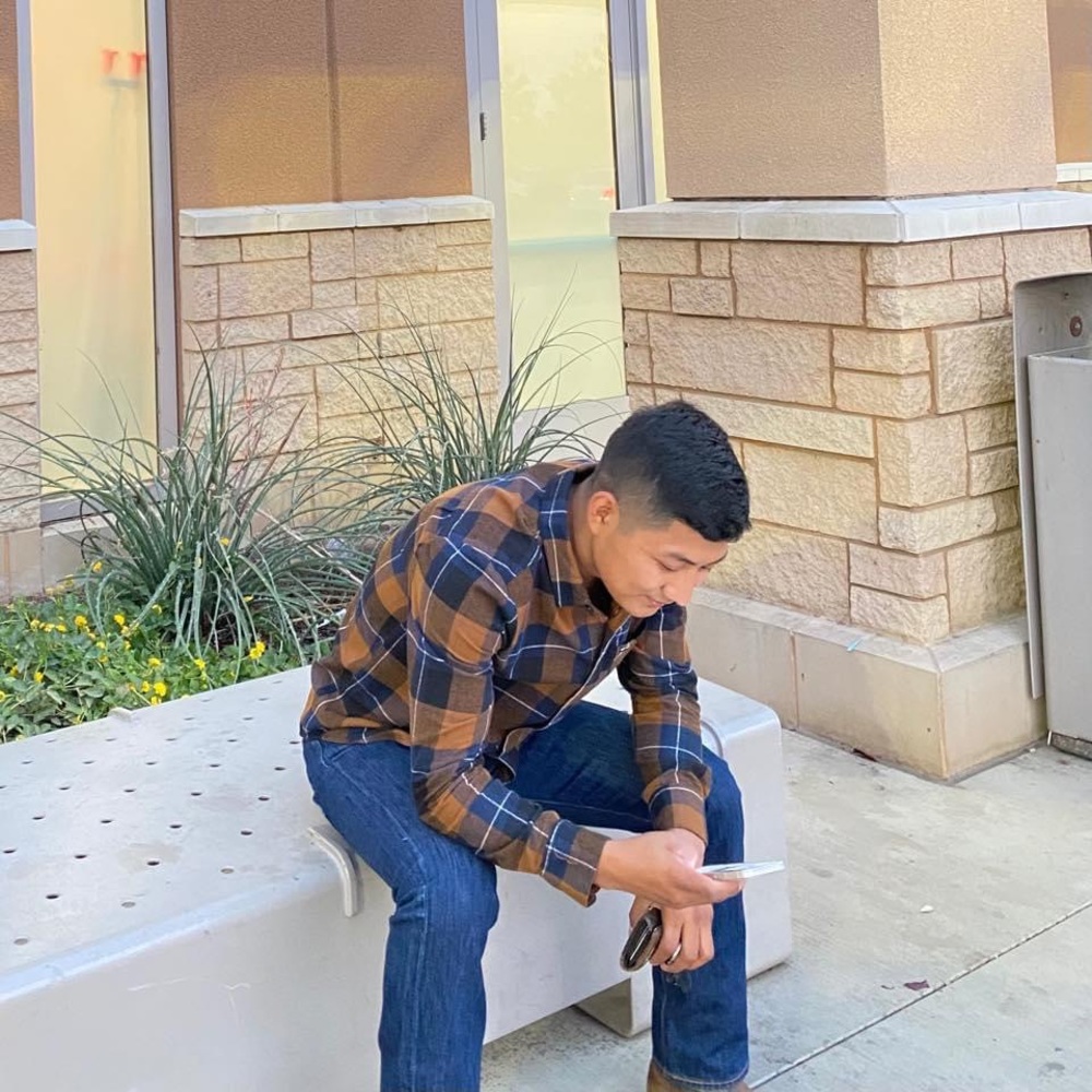 Meet your Posher, Jorge